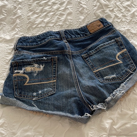 American Eagle Distressed Jeans Shorts - Picture 5 of 9